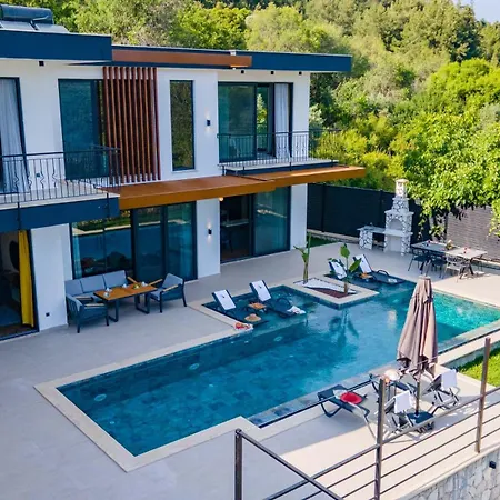 Akbulut Villa *